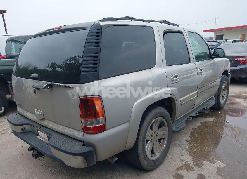 Photo 4 of 2006 Chevrolet Tahoe LT (VIN 1GNEC13T06J114681)