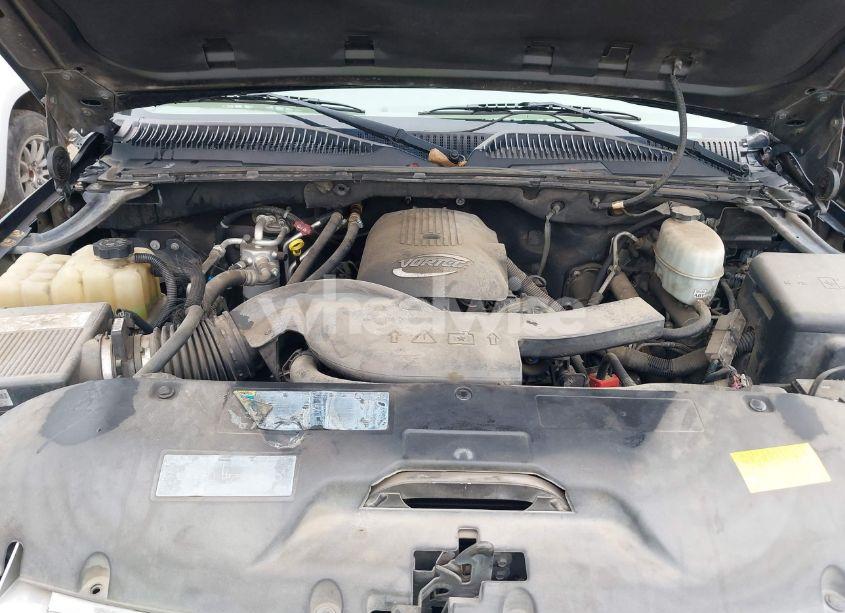 Photo 10 of 2006 Chevrolet Tahoe LS (VIN 1GNEC13T06R114925)