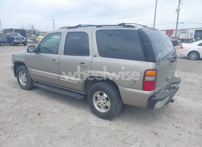 Photo 3 of 2001 Chevrolet Tahoe LT (VIN 1GNEC13T11J107893)