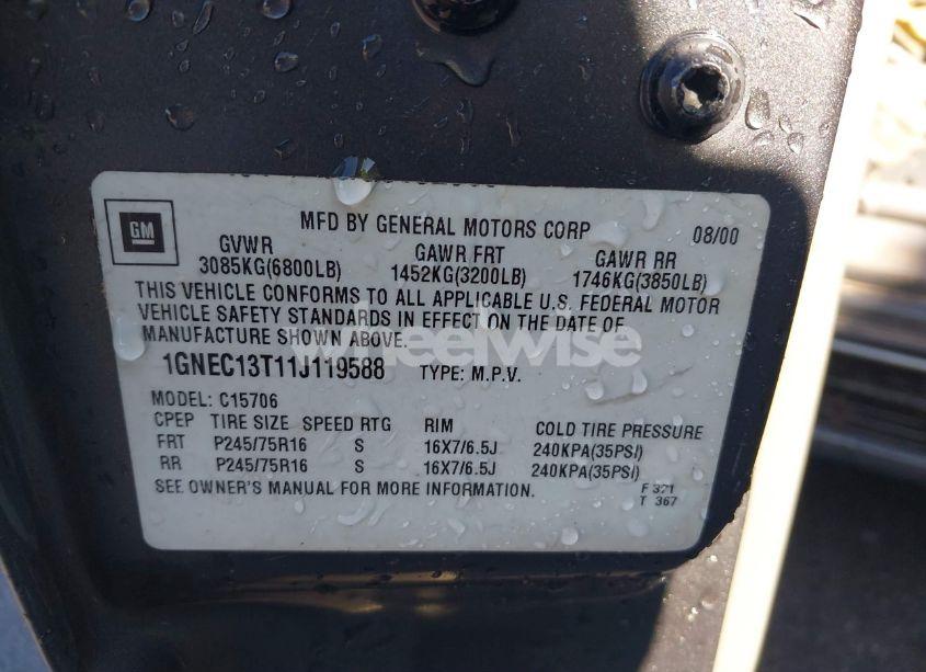 Photo 9 of 2001 Chevrolet Tahoe LT (VIN 1GNEC13T11J119588)