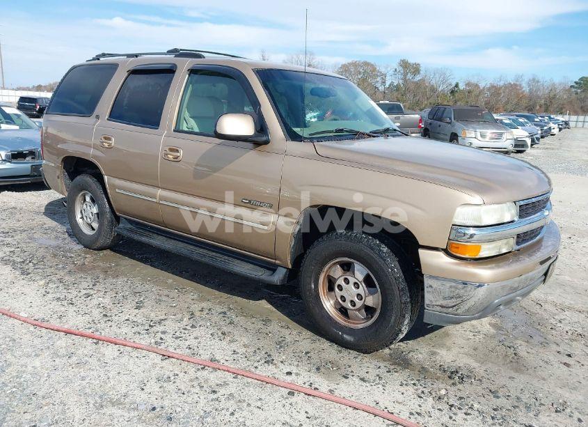 2001 Chevrolet Tahoe LT (VIN 1GNEC13T11J205662) main photo