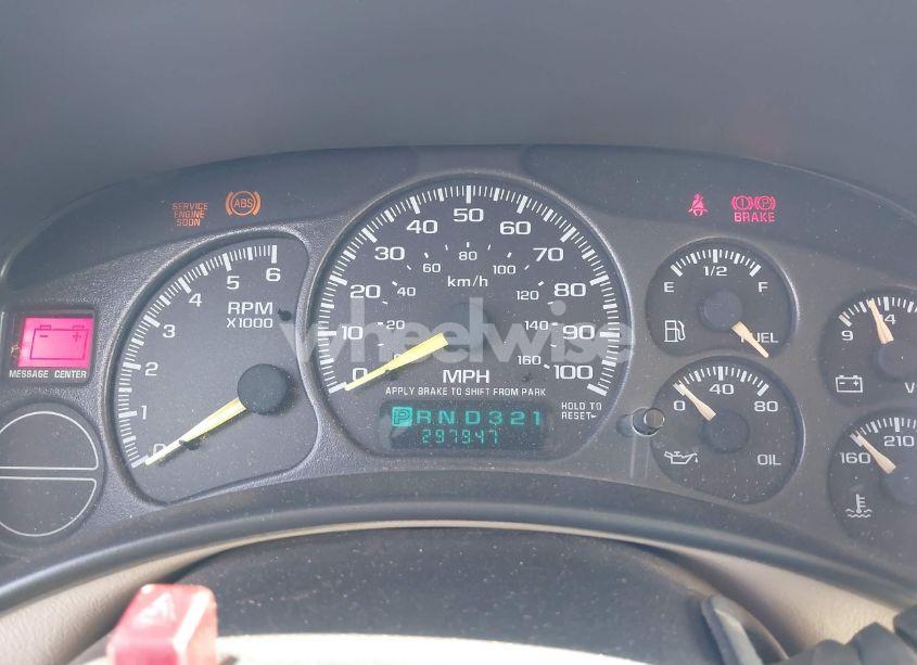 Photo 7 of 2001 Chevrolet Tahoe LT (VIN 1GNEC13T11J205662)