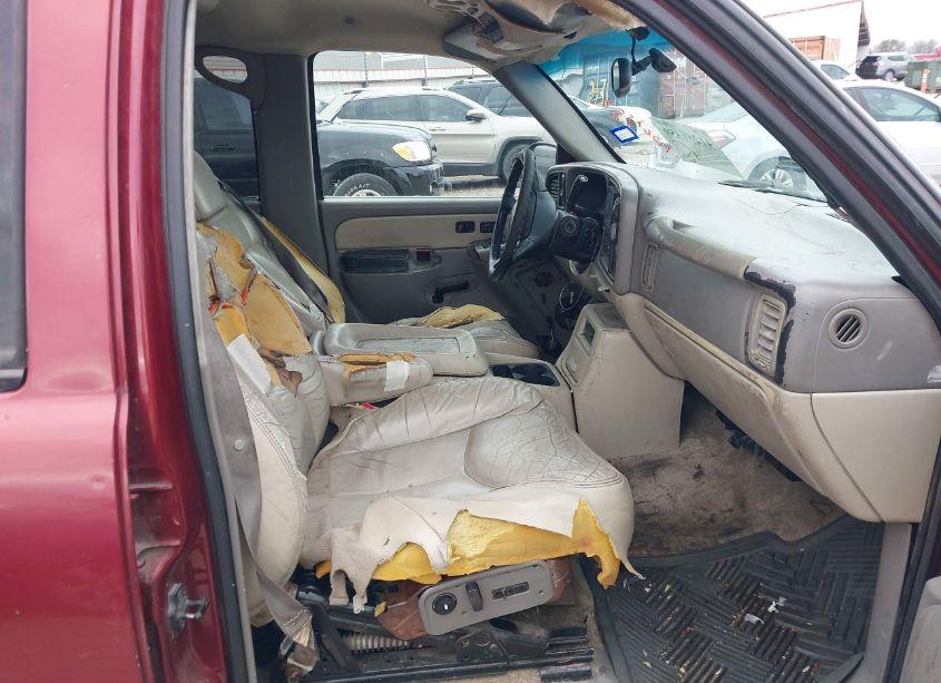 Photo 5 of 2001 Chevrolet Tahoe LT (VIN 1GNEC13T11R163530)