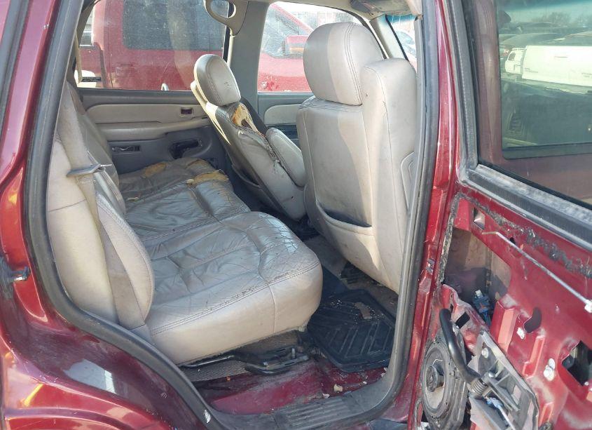Photo 8 of 2001 Chevrolet Tahoe LT (VIN 1GNEC13T11R163530)