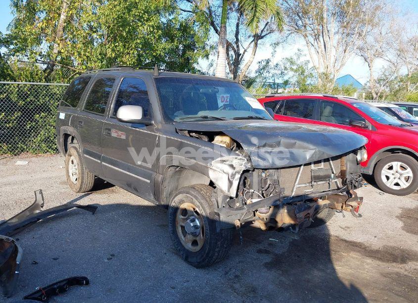 2001 Chevrolet Tahoe LS (VIN 1GNEC13T11R182692) main photo