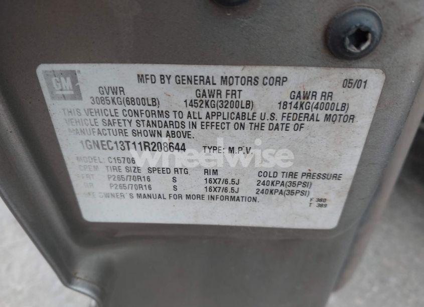 Photo 9 of 2001 Chevrolet Tahoe LT (VIN 1GNEC13T11R208644)