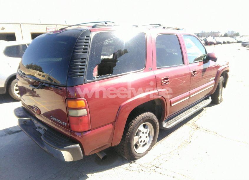 Photo 4 of 2003 Chevrolet Tahoe LT (VIN 1GNEC13T13J260518)