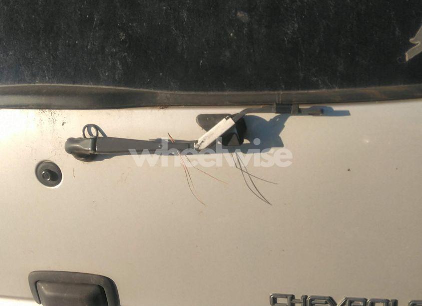 Photo 13 of 2005 Chevrolet Tahoe LS (VIN 1GNEC13T15J157358)