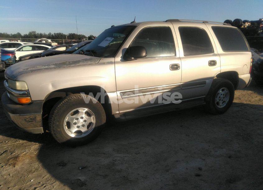Photo 2 of 2005 Chevrolet Tahoe LS (VIN 1GNEC13T15J157358)