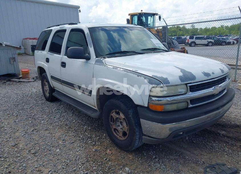 2005 Chevrolet Tahoe LS (VIN 1GNEC13T15J198864) main photo