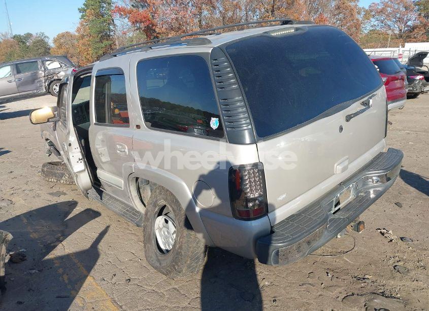 Photo 3 of 2005 Chevrolet Tahoe LT (VIN 1GNEC13T15R218984)