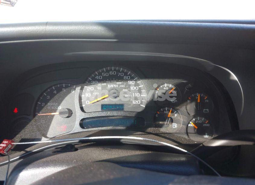 Photo 7 of 2005 Chevrolet Tahoe LT (VIN 1GNEC13T15R218984)