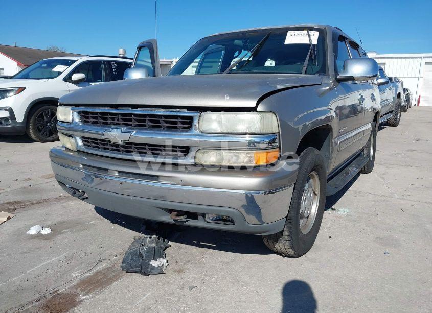 Photo 12 of 2001 Chevrolet Tahoe LT (VIN 1GNEC13T21J303213)