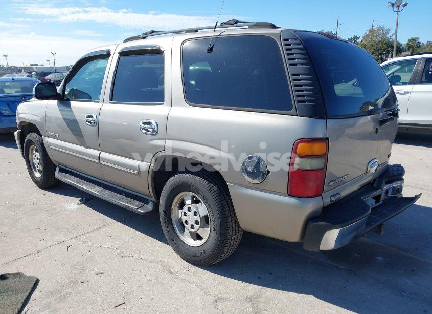 Photo 3 of 2001 Chevrolet Tahoe LT (VIN 1GNEC13T21J303213)