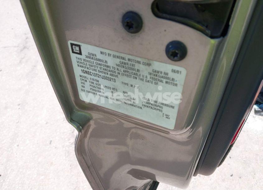 Photo 9 of 2001 Chevrolet Tahoe LT (VIN 1GNEC13T21J303213)