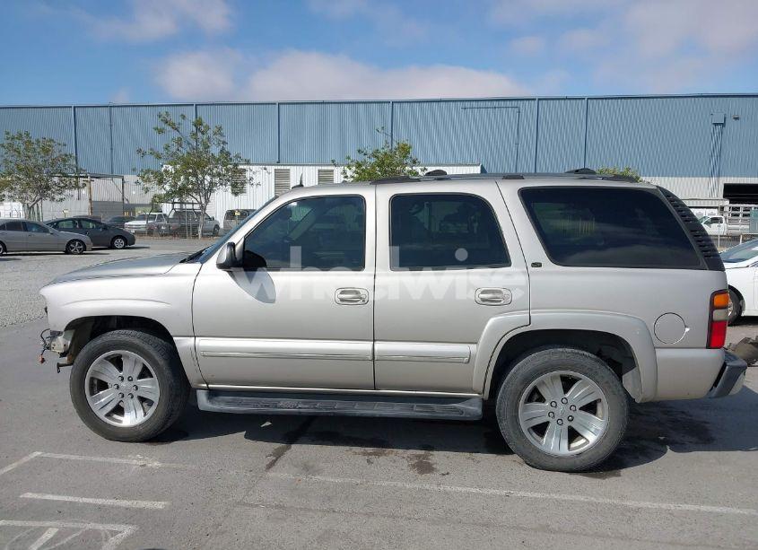 Photo 15 of 2004 Chevrolet Tahoe LT (VIN 1GNEC13T24R153092)