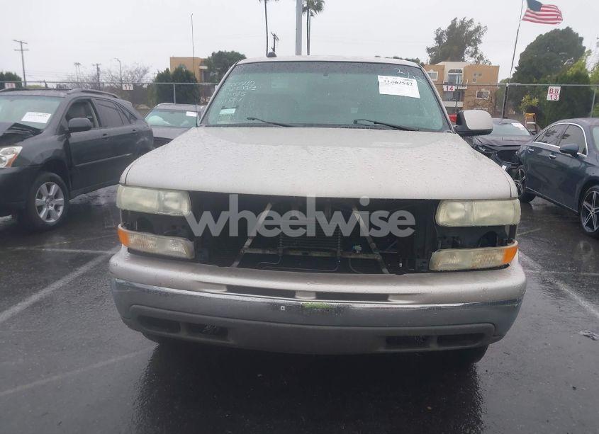 Photo 11 of 2004 Chevrolet Tahoe LT (VIN 1GNEC13T24R186187)