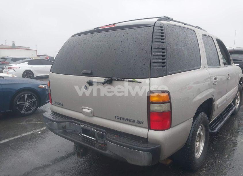 Photo 4 of 2004 Chevrolet Tahoe LT (VIN 1GNEC13T24R186187)