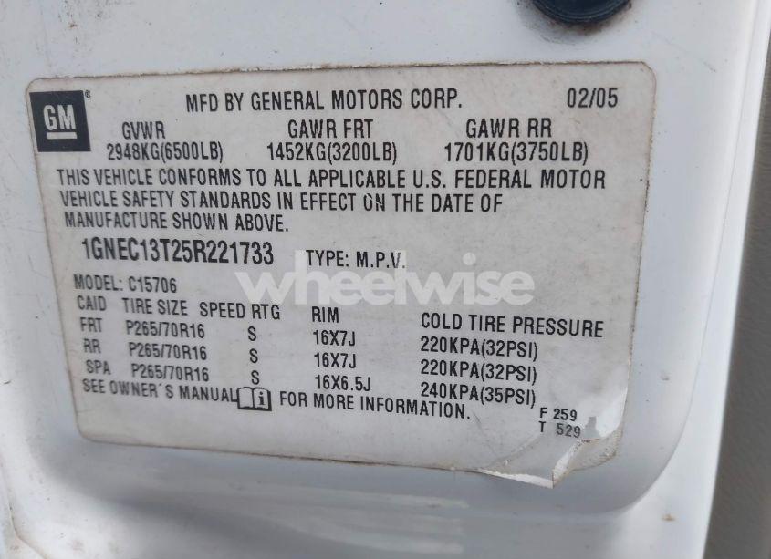 Photo 9 of 2005 Chevrolet Tahoe LS (VIN 1GNEC13T25R221733)