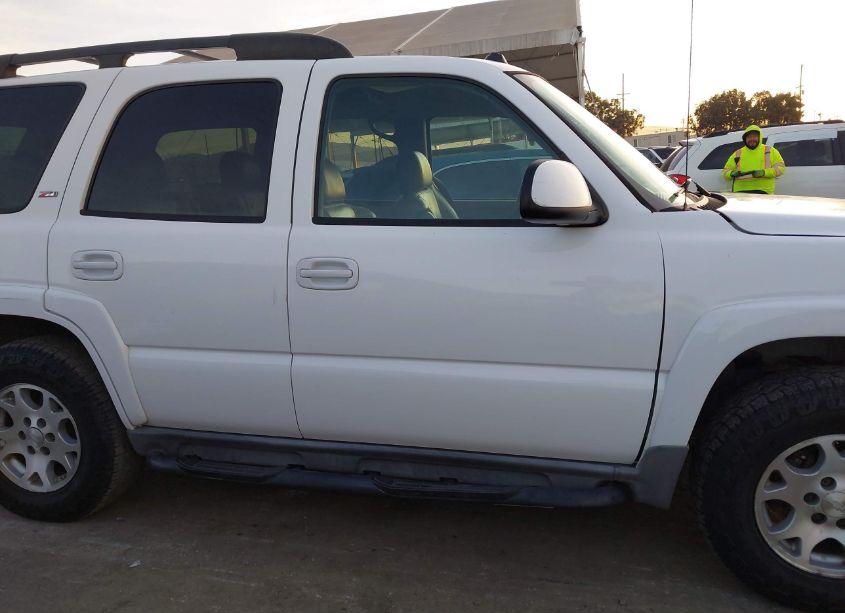 Photo 13 of 2005 Chevrolet Tahoe Z71 (VIN 1GNEC13T25R262850)