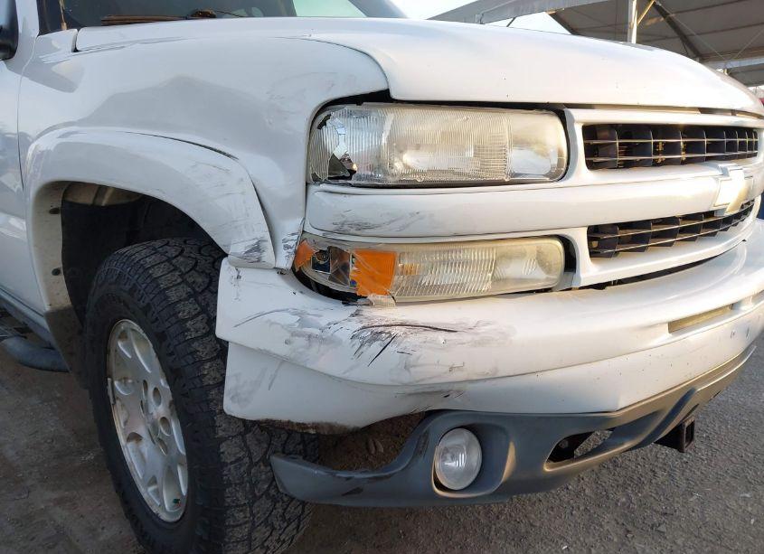 Photo 6 of 2005 Chevrolet Tahoe Z71 (VIN 1GNEC13T25R262850)