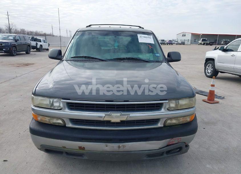 Photo 6 of 2000 Chevrolet Tahoe ALL NEW LT (VIN 1GNEC13T2YJ107752)