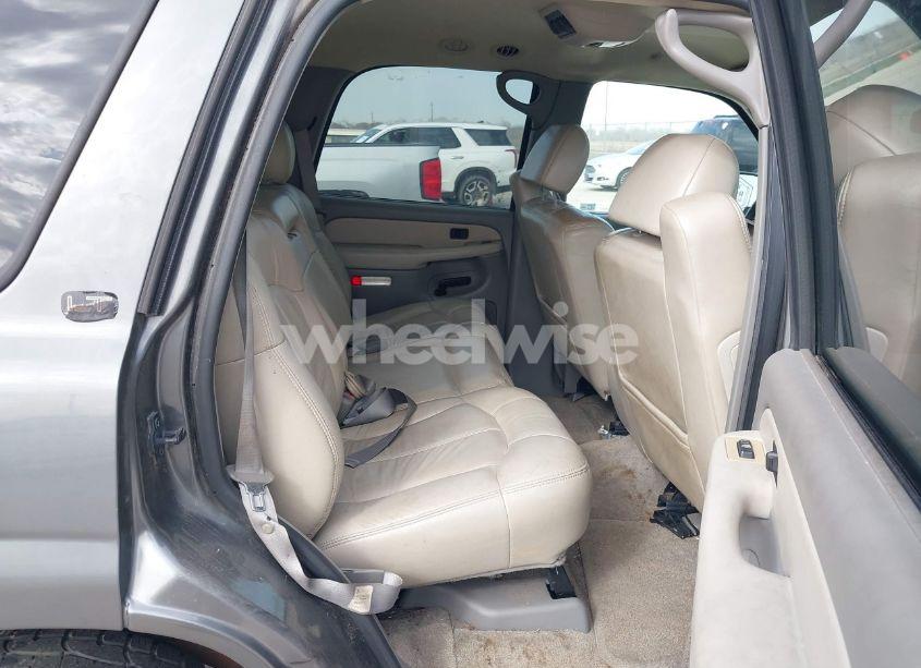 Photo 8 of 2000 Chevrolet Tahoe ALL NEW LT (VIN 1GNEC13T2YJ107752)