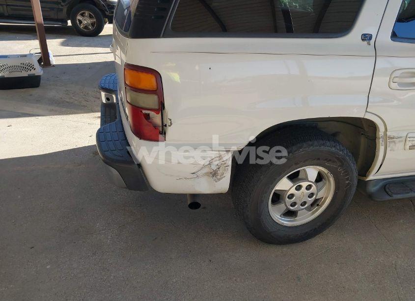 Photo 12 of 2001 Chevrolet Tahoe LT (VIN 1GNEC13T31J187701)