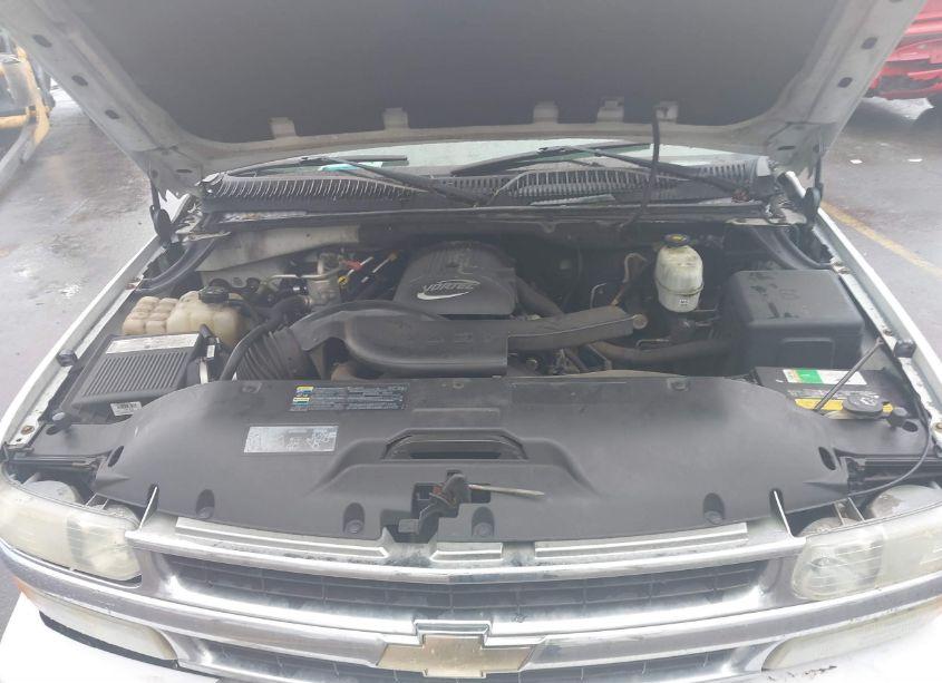 Photo 10 of 2004 Chevrolet Tahoe LT (VIN 1GNEC13T34J222001)