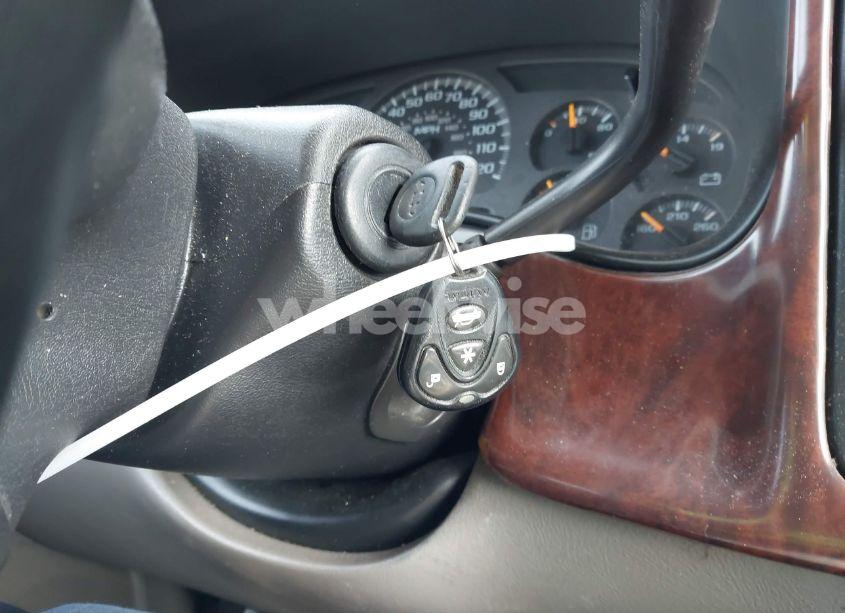 Photo 11 of 2004 Chevrolet Tahoe LT (VIN 1GNEC13T34R142456)