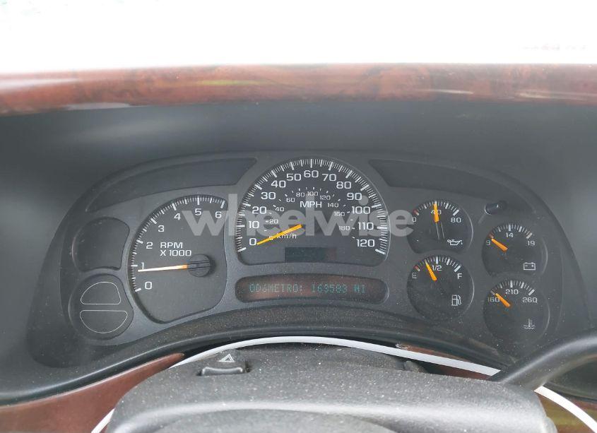 Photo 7 of 2004 Chevrolet Tahoe LT (VIN 1GNEC13T34R142456)