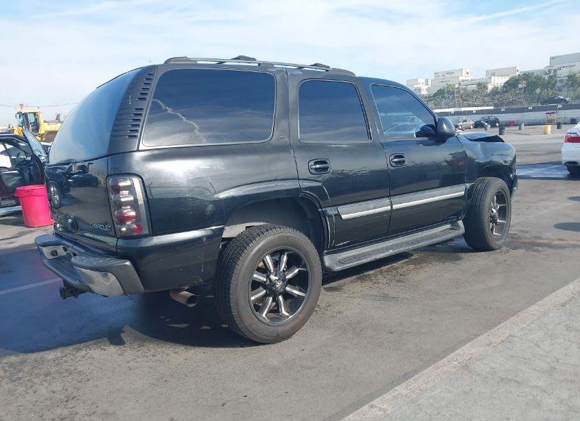 Photo 4 of 2004 Chevrolet Tahoe LT (VIN 1GNEC13T34R242959)