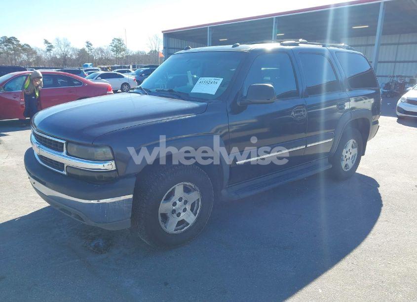 Photo 2 of 2005 Chevrolet Tahoe LT (VIN 1GNEC13T35J149519)