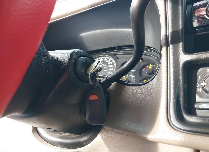 Photo 11 of 2005 Chevrolet Tahoe LS (VIN 1GNEC13T35R159145)