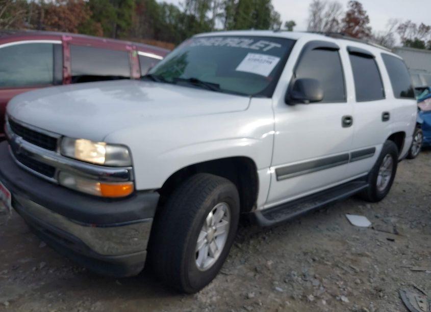 Photo 2 of 2005 Chevrolet Tahoe LS (VIN 1GNEC13T35R159145)