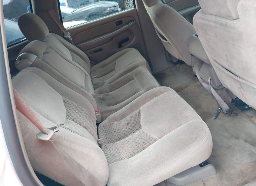 Photo 8 of 2005 Chevrolet Tahoe LS (VIN 1GNEC13T35R159145)