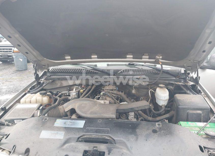 Photo 10 of 2006 Chevrolet Tahoe LS (VIN 1GNEC13T36R116958)