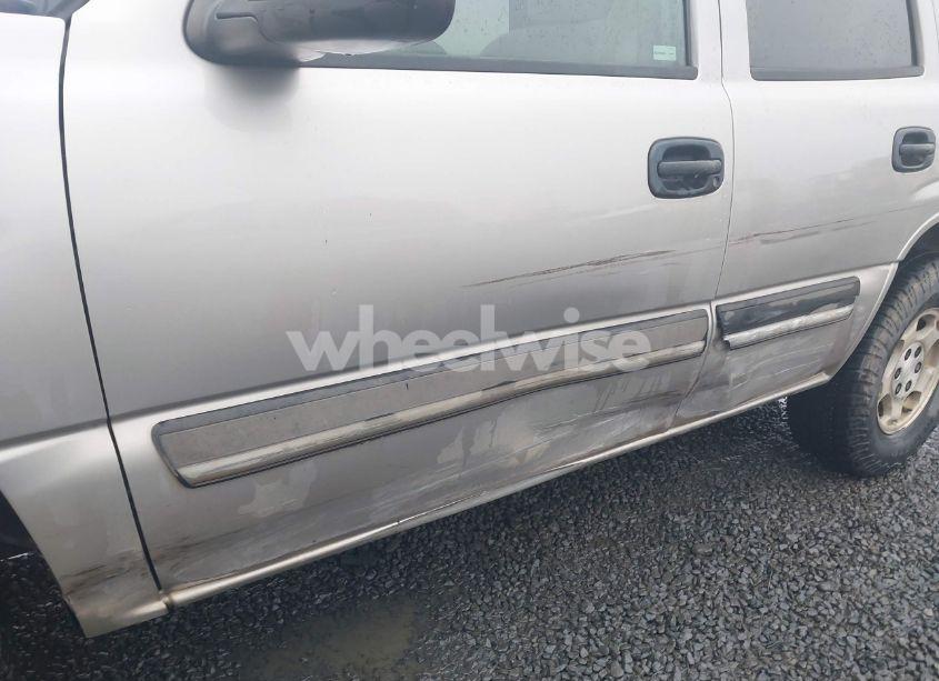 Photo 6 of 2006 Chevrolet Tahoe LS (VIN 1GNEC13T36R116958)