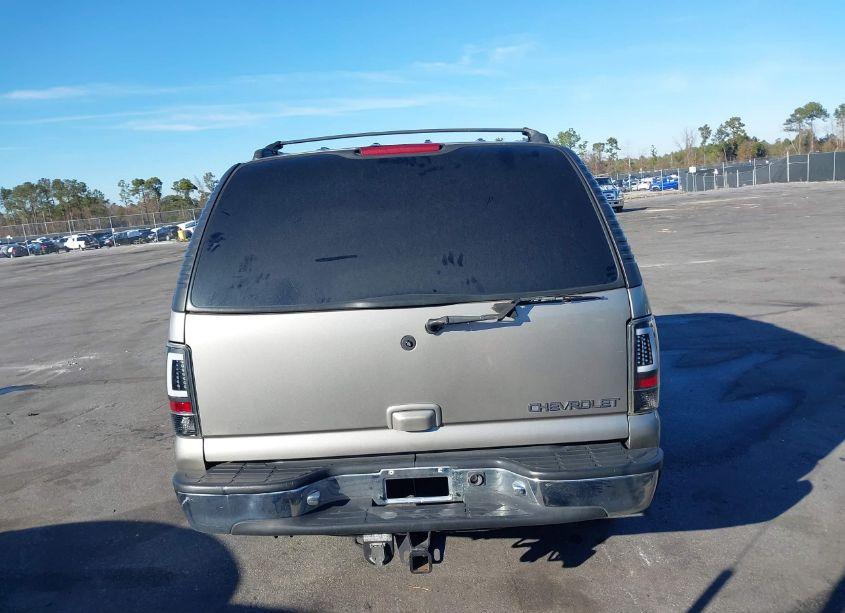 Photo 16 of 2001 Chevrolet Tahoe LT (VIN 1GNEC13T41R158905)