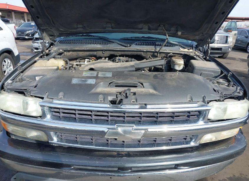 Photo 10 of 2003 Chevrolet Tahoe LT (VIN 1GNEC13T43R118455)