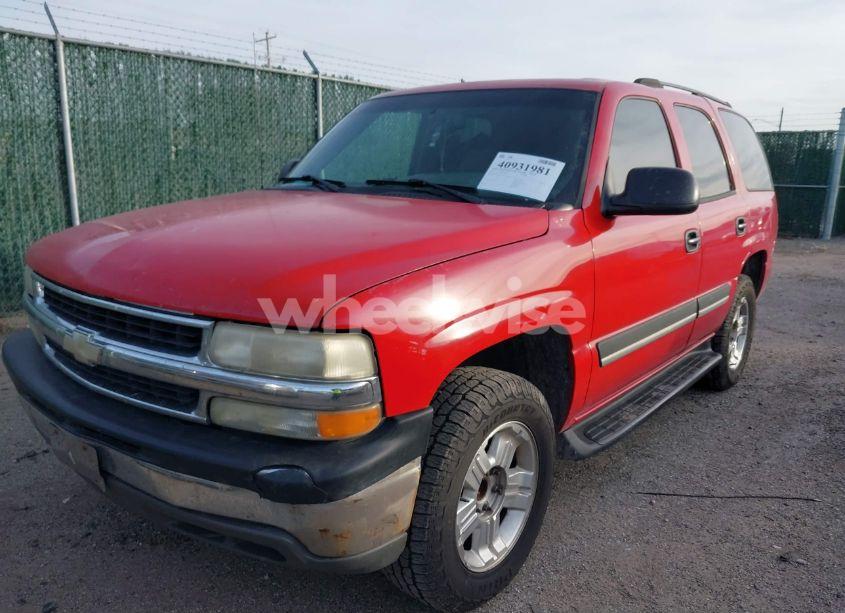 Photo 2 of 2004 Chevrolet Tahoe LS (VIN 1GNEC13T44R216290)