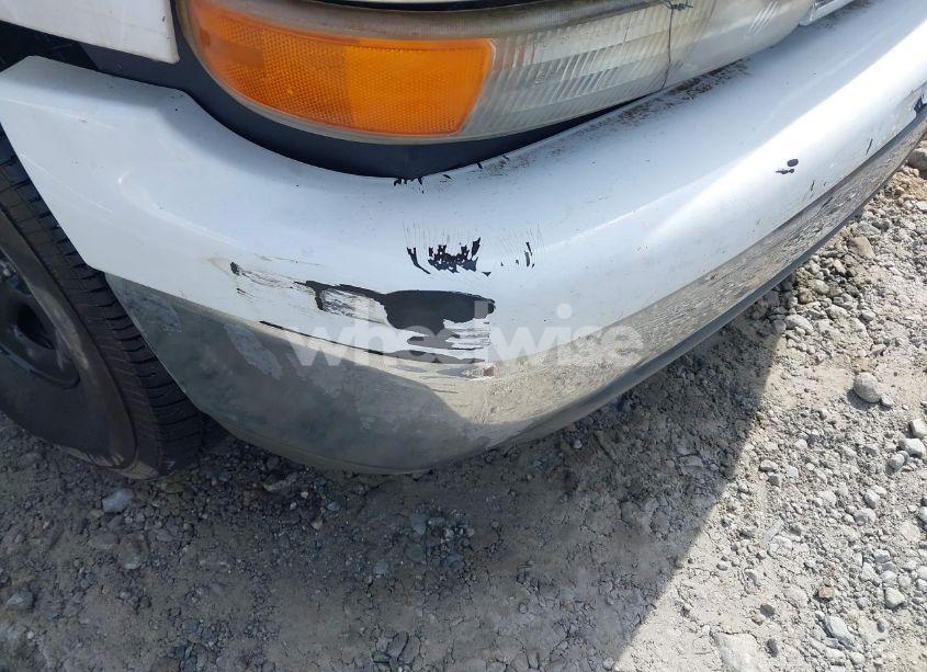 Photo 12 of 2005 Chevrolet Tahoe LT (VIN 1GNEC13T45R101304)