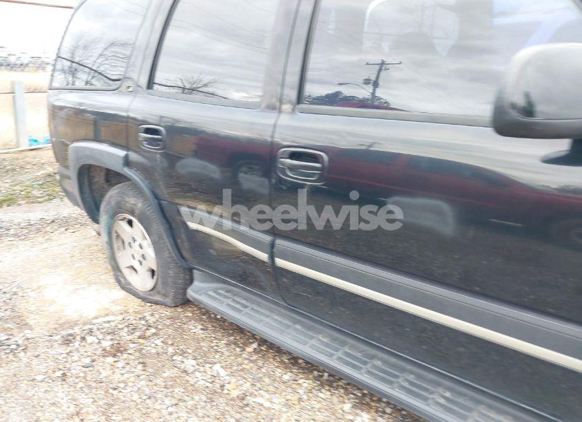 Photo 6 of 2005 Chevrolet Tahoe LT (VIN 1GNEC13T45R181817)