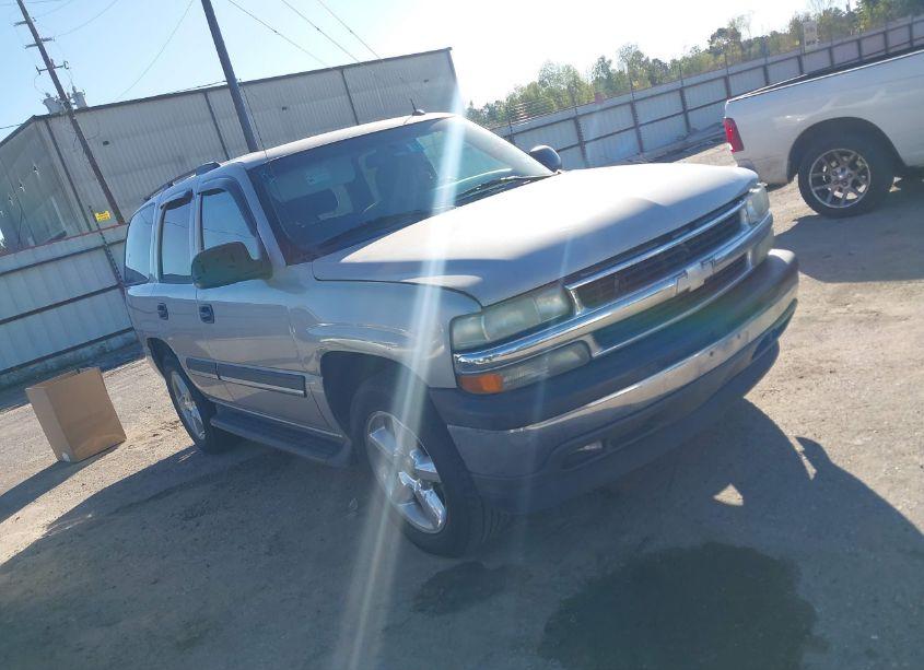 2005 Chevrolet Tahoe LS (VIN 1GNEC13T45R272120) main photo