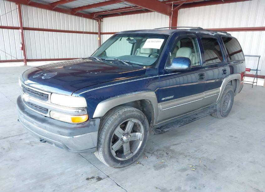 Photo 2 of 2001 Chevrolet Tahoe LT (VIN 1GNEC13T51J163271)