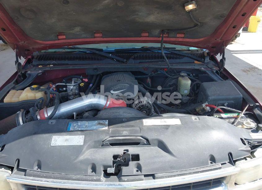 Photo 10 of 2001 Chevrolet Tahoe LS (VIN 1GNEC13T51J264911)