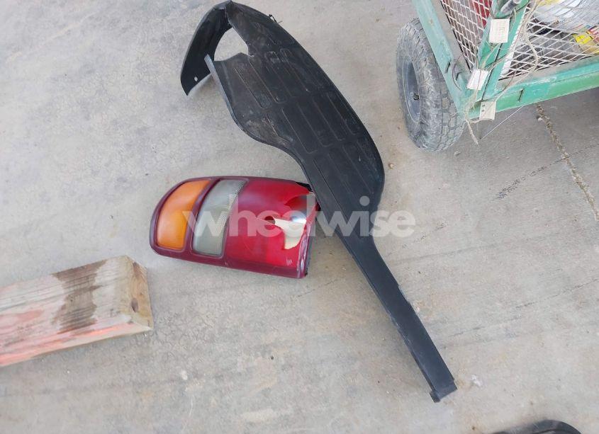 Photo 12 of 2001 Chevrolet Tahoe LS (VIN 1GNEC13T51J264911)