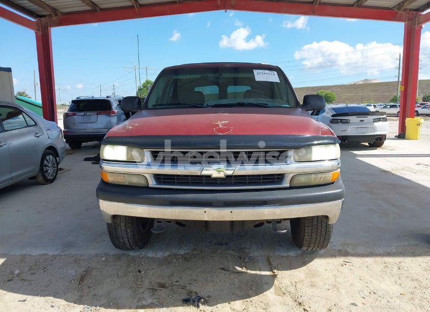 Photo 13 of 2001 Chevrolet Tahoe LS (VIN 1GNEC13T51J264911)