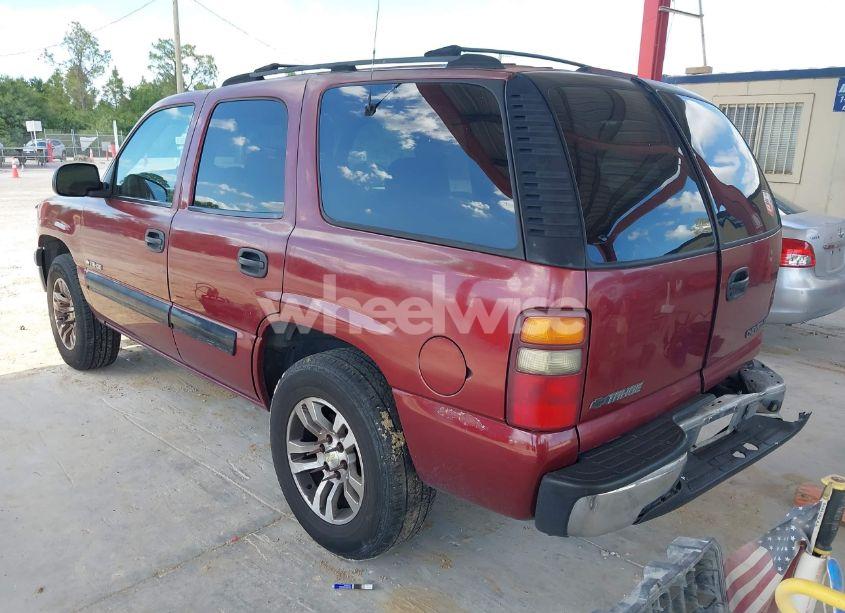 Photo 3 of 2001 Chevrolet Tahoe LS (VIN 1GNEC13T51J264911)