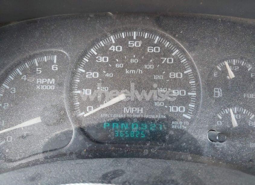 Photo 7 of 2001 Chevrolet Tahoe LS (VIN 1GNEC13T51J264911)